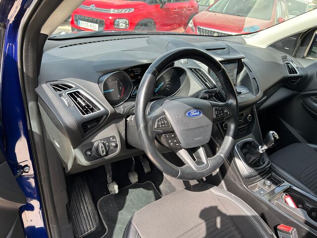 FORD KUGA TITANIUM 4X4 2.0 TDCI SPANISH LHD IN SPAIN 65000 MILES SUPER 2017